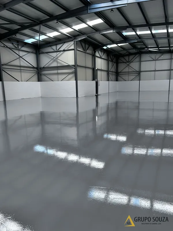 Armazém Logístico - Seixal image 3