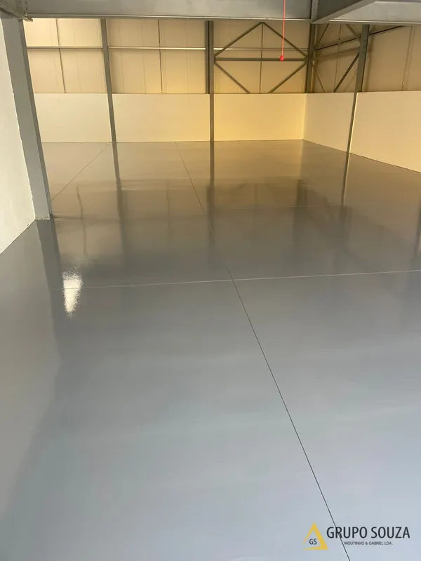 Armazém Logístico - Seixal image 9