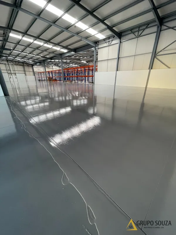 Armazém Logístico - Seixal image 11