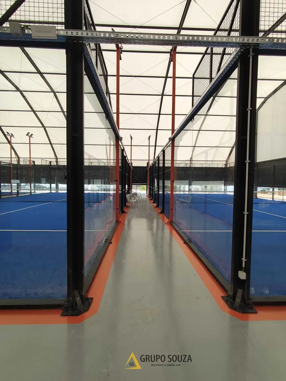 Pavimento em campo de padel